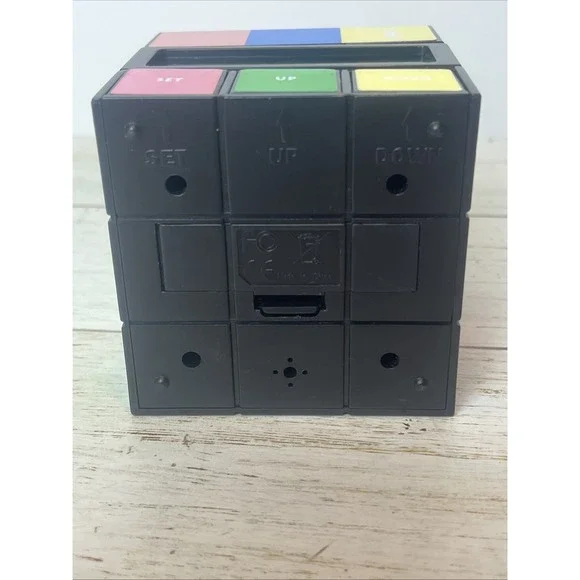 Rubik's Cube Digital Clock Calendar Temperature Alarm Tested Works VINTAGE - Picture 5 of 6